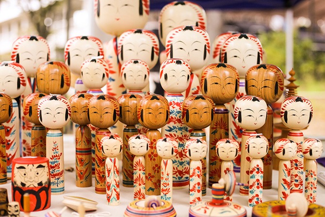 Búp bê gỗ Kokeshi Nhật Bản là gì? Ý nghĩa & văn hóa truyền thống