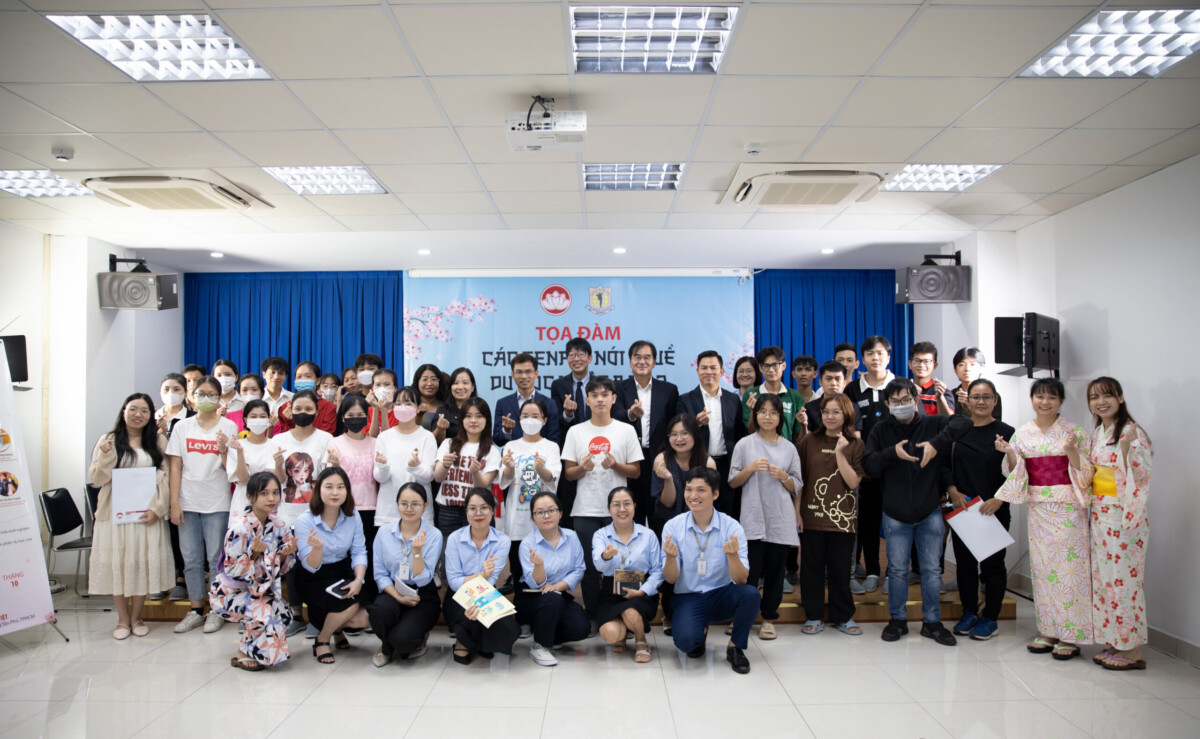 ảnh lưu niệm
