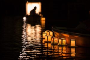 Lễ hội Obon (お盆) – Mùa hè nhớ về tổ tiên của người Nhật