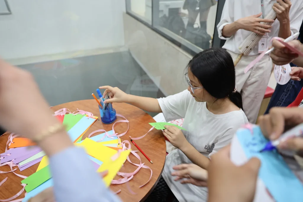 Tanabata tại Nhật Ngữ Tâm Việt: Viết điều ước, tìm hiểu văn hóa Nhật và lưu giữ kỷ niệm 25 456A4293 copy