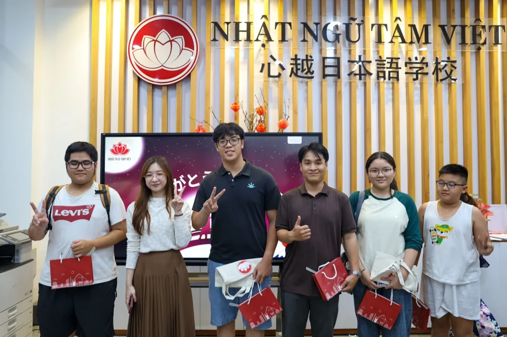 Tanabata tại Nhật Ngữ Tâm Việt: Viết điều ước, tìm hiểu văn hóa Nhật và lưu giữ kỷ niệm 70 456A4530 copy