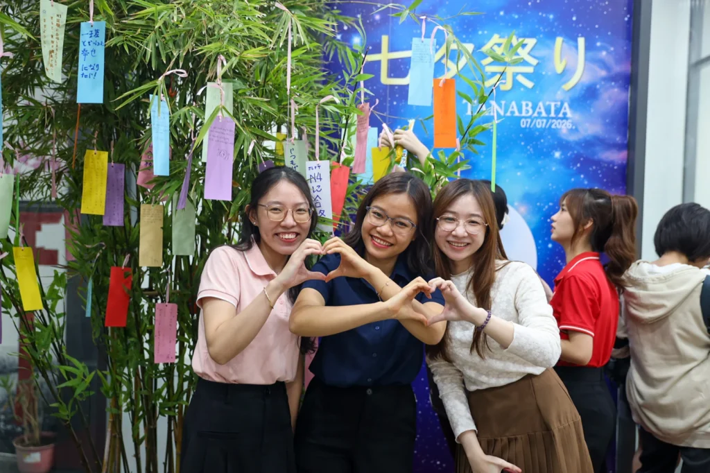 Tanabata tại Nhật Ngữ Tâm Việt: Viết điều ước, tìm hiểu văn hóa Nhật và lưu giữ kỷ niệm 77 456A4576 copy