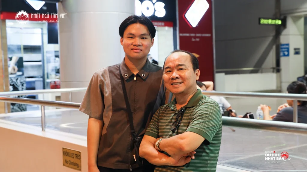 Ba chiếc vali, ba giấc mơ và một chuyến bay đến Osaka 2 Gia Phúc – lựa chọn con đường của máy móc và kỹ thuật